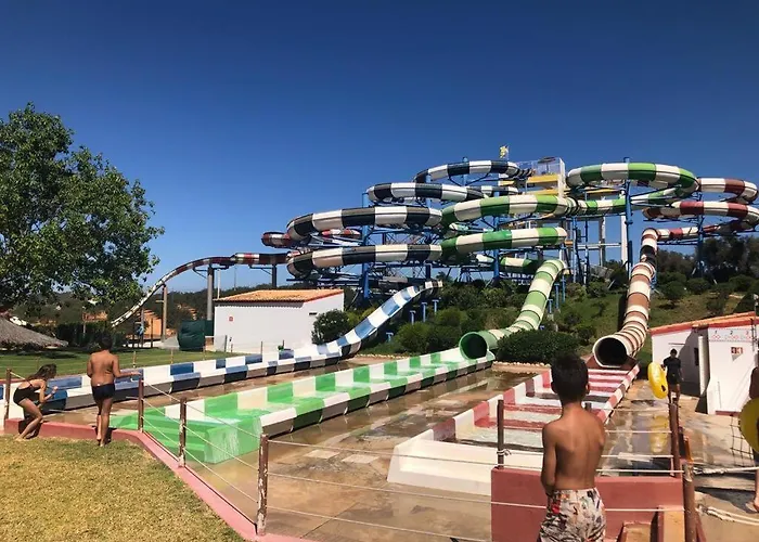 Luxury Two Br Pool View Side At Algarve's Longest 아파트